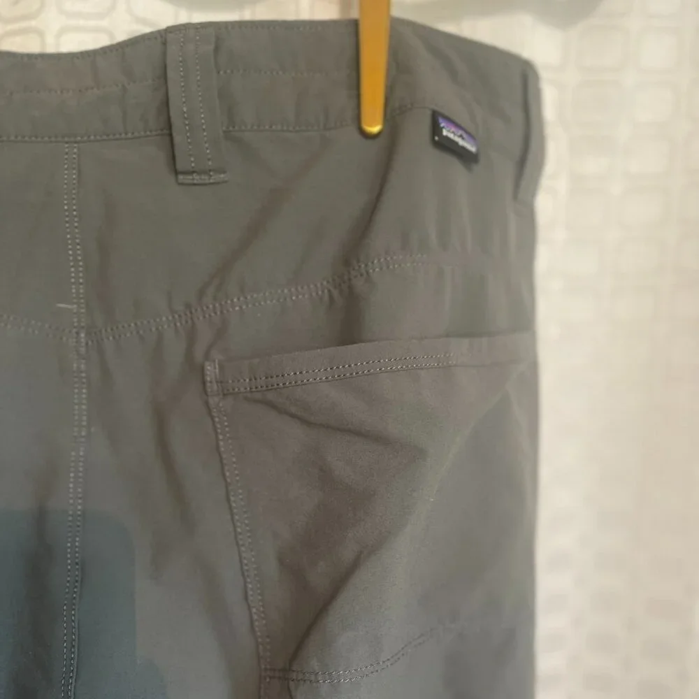 Patagonia Men's Quandry Hiking Pants 34 - Picture 3 of 7